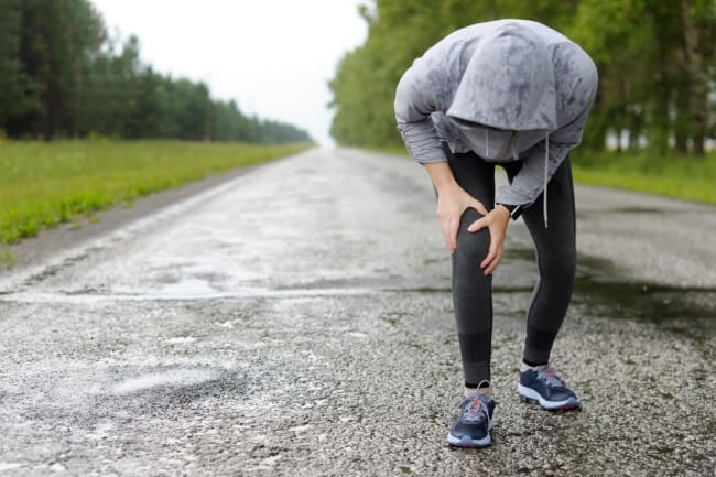 Can a Change in Weather Cause Joint Pain?