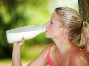 woman drinking milk